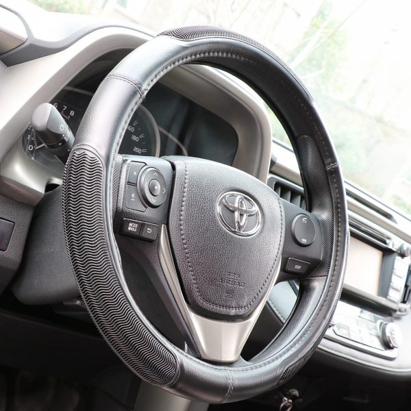 Comfortable four season steering wheel cover with PVC wave grip