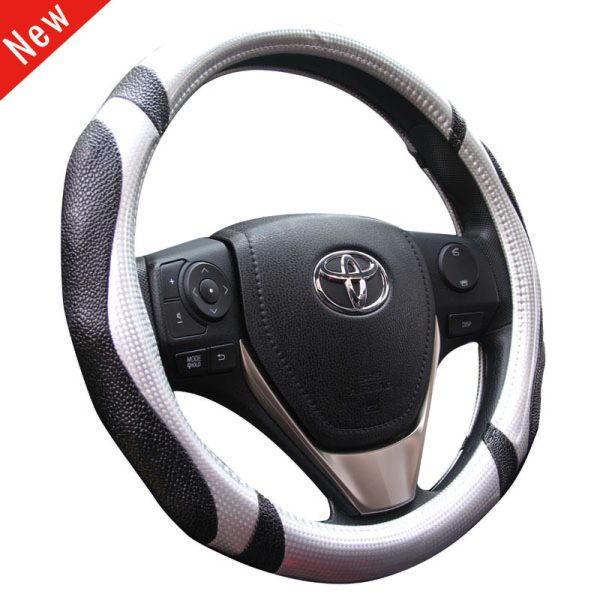 Non slip steering wheel cover with carbon fiber design