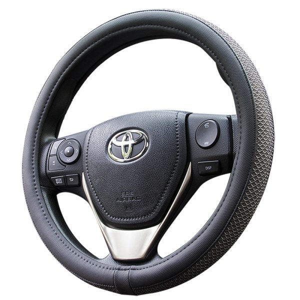 Breathable PU steering wheel cover with textured grip