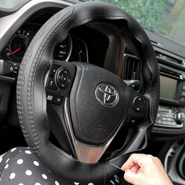DIY sewing steering wheel cover installation process